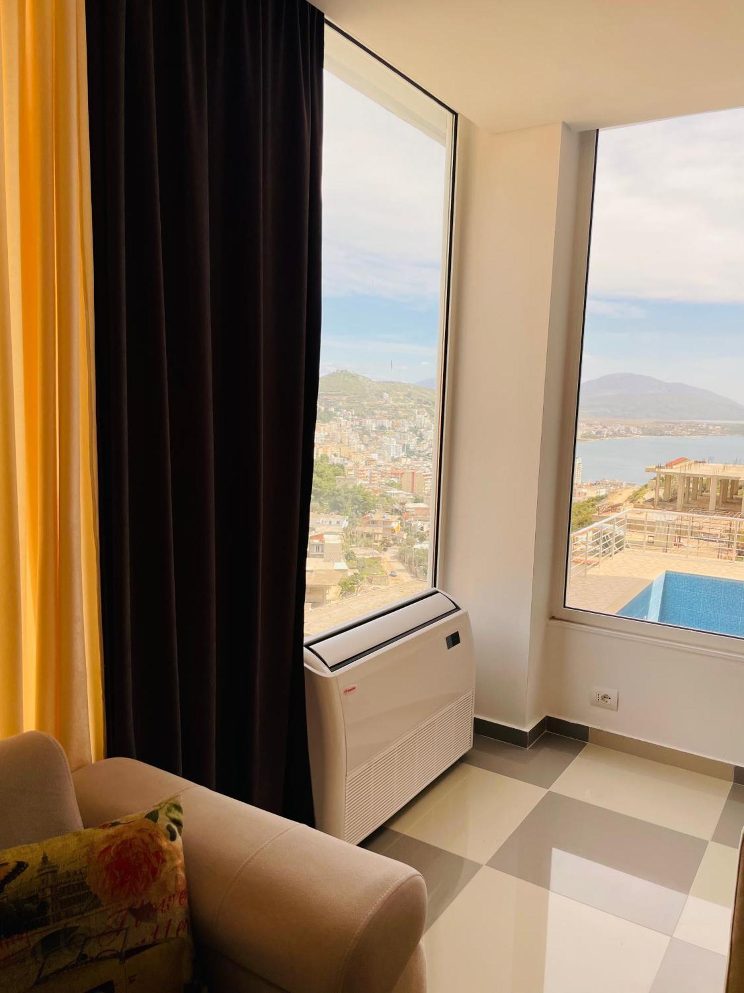 Vitamin Sea Sarande Luaran gambar